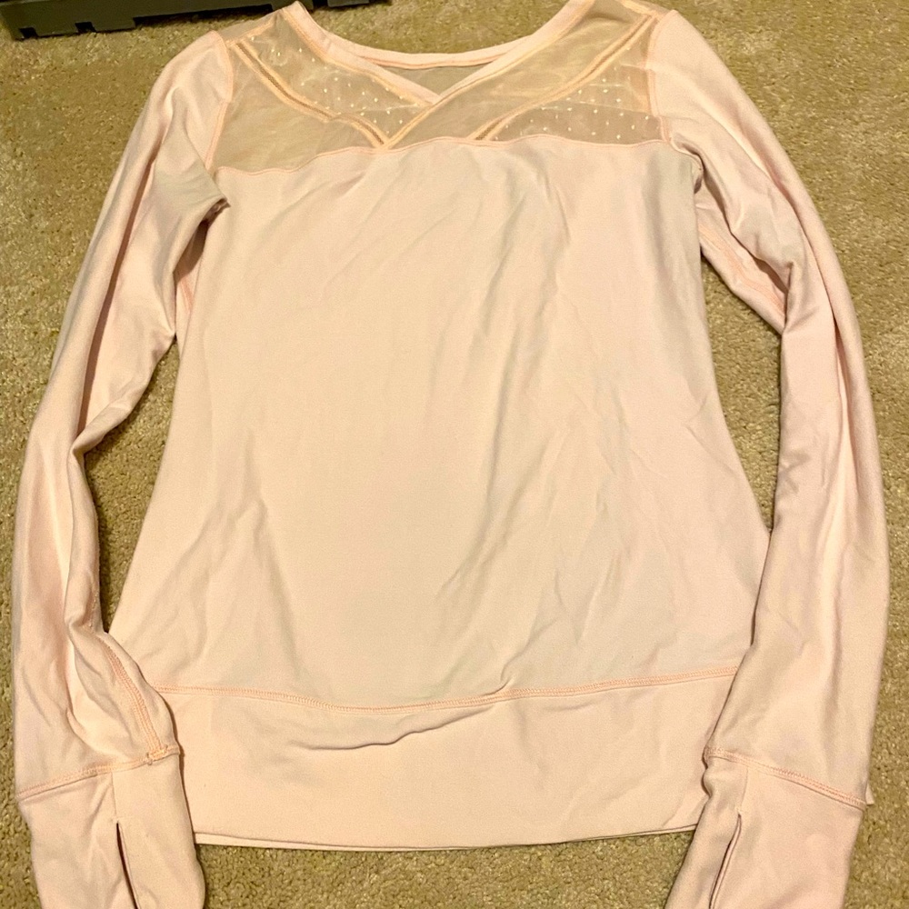 Lululemon baby pink long sleeve athletic top size6